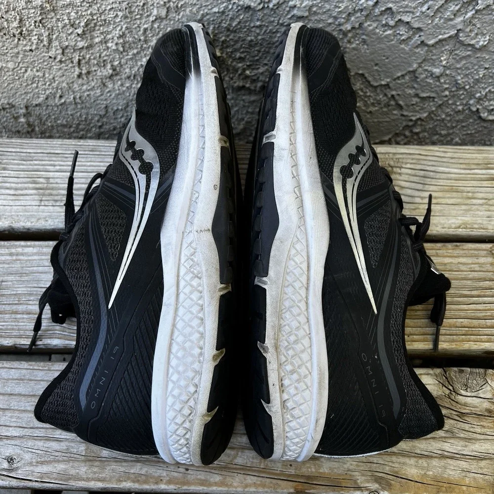 Saucony Shoes Men Size 12.5 Omni 19 Running Black White Sneakers Low Trainers